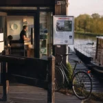 Tourisme pouilly en auxois : canal de Bourgogne, vélo et bateau promenade